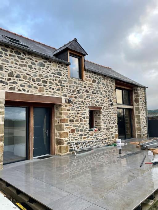 Vila Magnifique Corps De Ferme Renove Avec Jacuzzi Hillion Exteriér fotografie