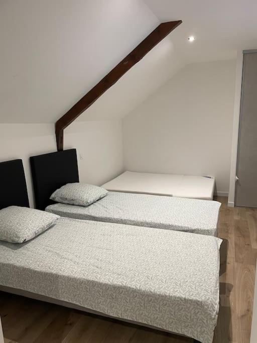 Vila Magnifique Corps De Ferme Renove Avec Jacuzzi Hillion Exteriér fotografie